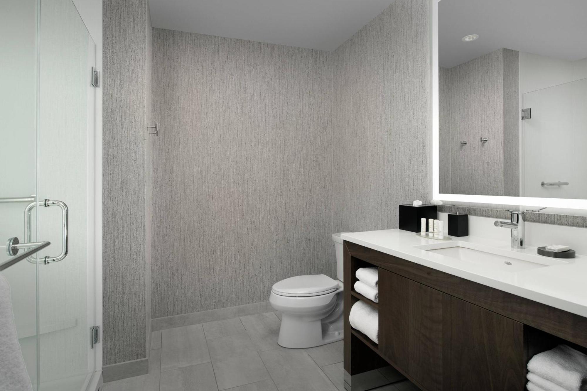 By Marriott Downtown Hotel 3*